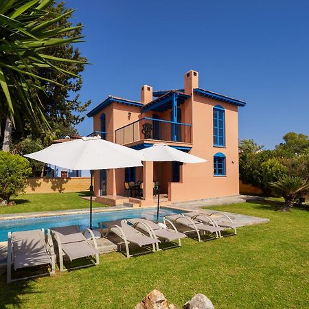 The Olympians Villas Polis Esterno foto