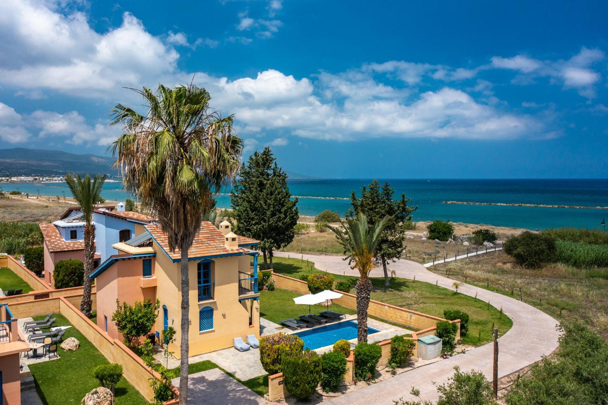 The Olympians Villas Polis Esterno foto