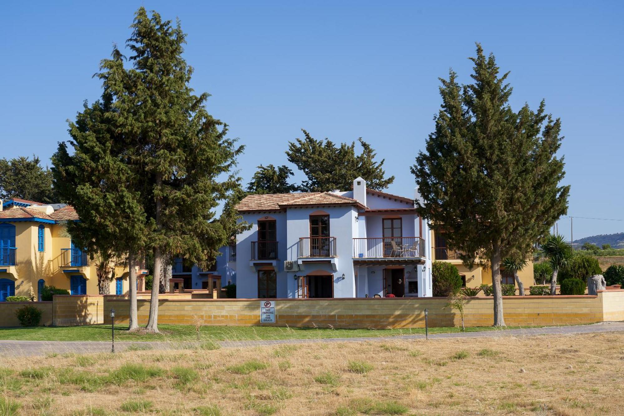 The Olympians Villas Polis Esterno foto